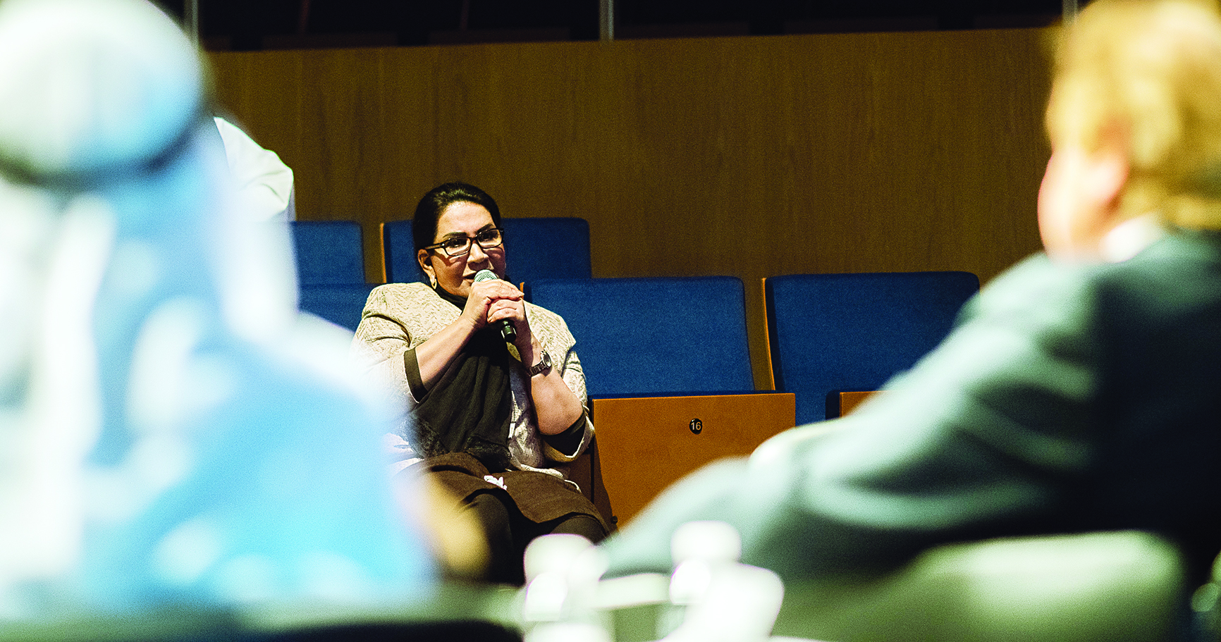 سعاد عبدالله متحدثة