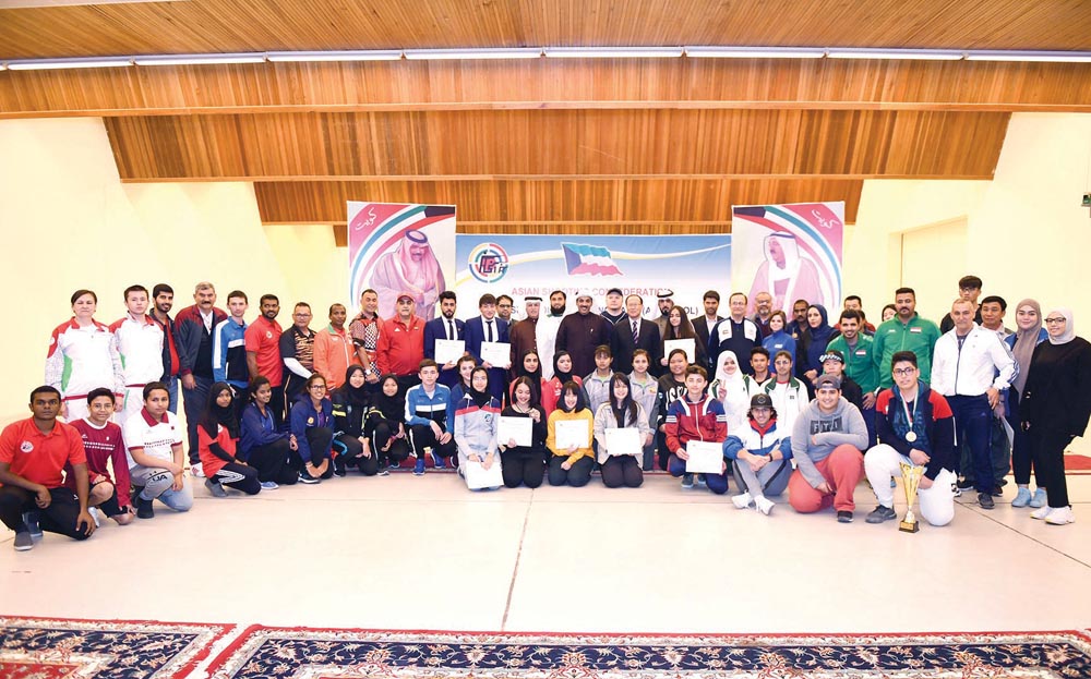 u062fu0639u064au062c u0627u0644u0639u062au064au0628u064a u064au062au0648u0633u0637 u0627u0644u0645u0634u0627u0631u0643u064au0646 u0641u064a u0645u0639u0633u0643u0631 u00abu0631u0645u0627u064au0629 u0627u0644u0645u0633u062fu0633u00bb