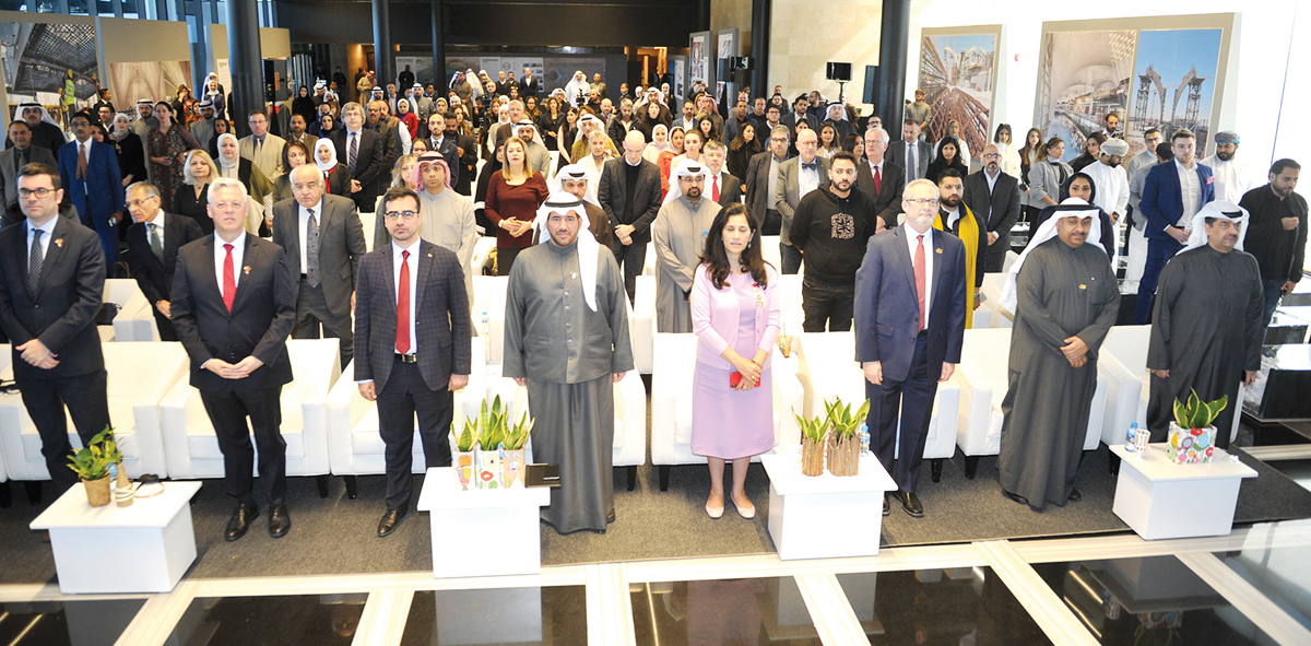 u0644u0642u0637u0629 u0639u0627u0645u0629 u0644u0644u062du0636u0648u0631t (u062au0635u0648u064au0631 u0633u0639u062f u0647u0646u062fu0627u0648u064a)