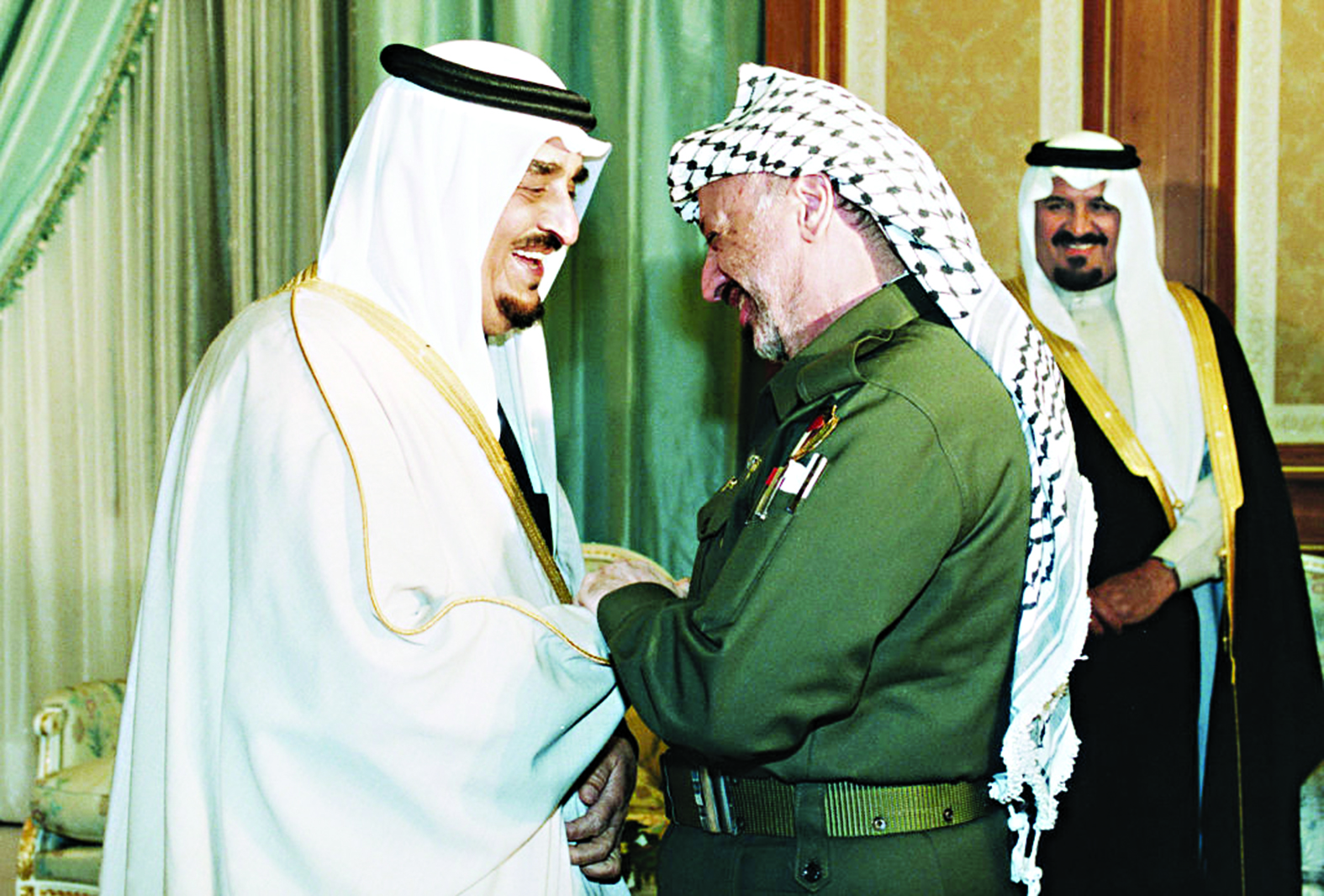 الملك فهد وعرفات