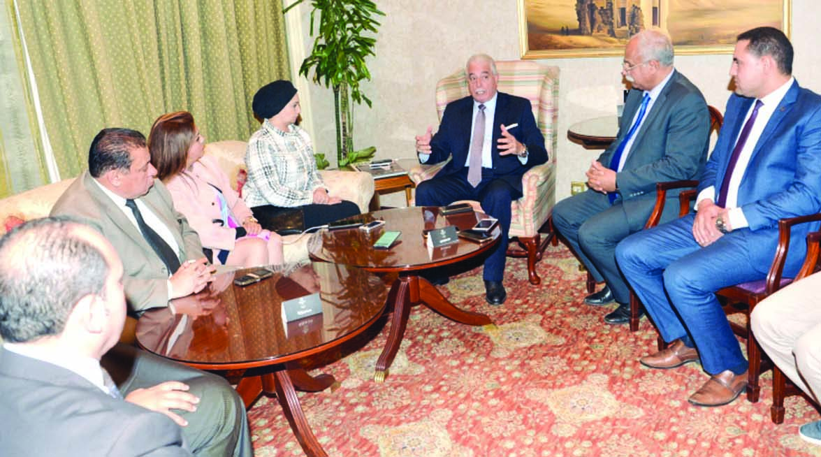 u0641u0648u062fu0629 u0645u062au062du062fu062bu0627 u0641u064a u0627u0644u0645u0624u062au0645u0631 u0627u0644u0635u062du0627u0641u064a t(u062au0635u0648u064au0631 u0646u0627u064au0641 u0627u0644u0639u0642u0644u0629)