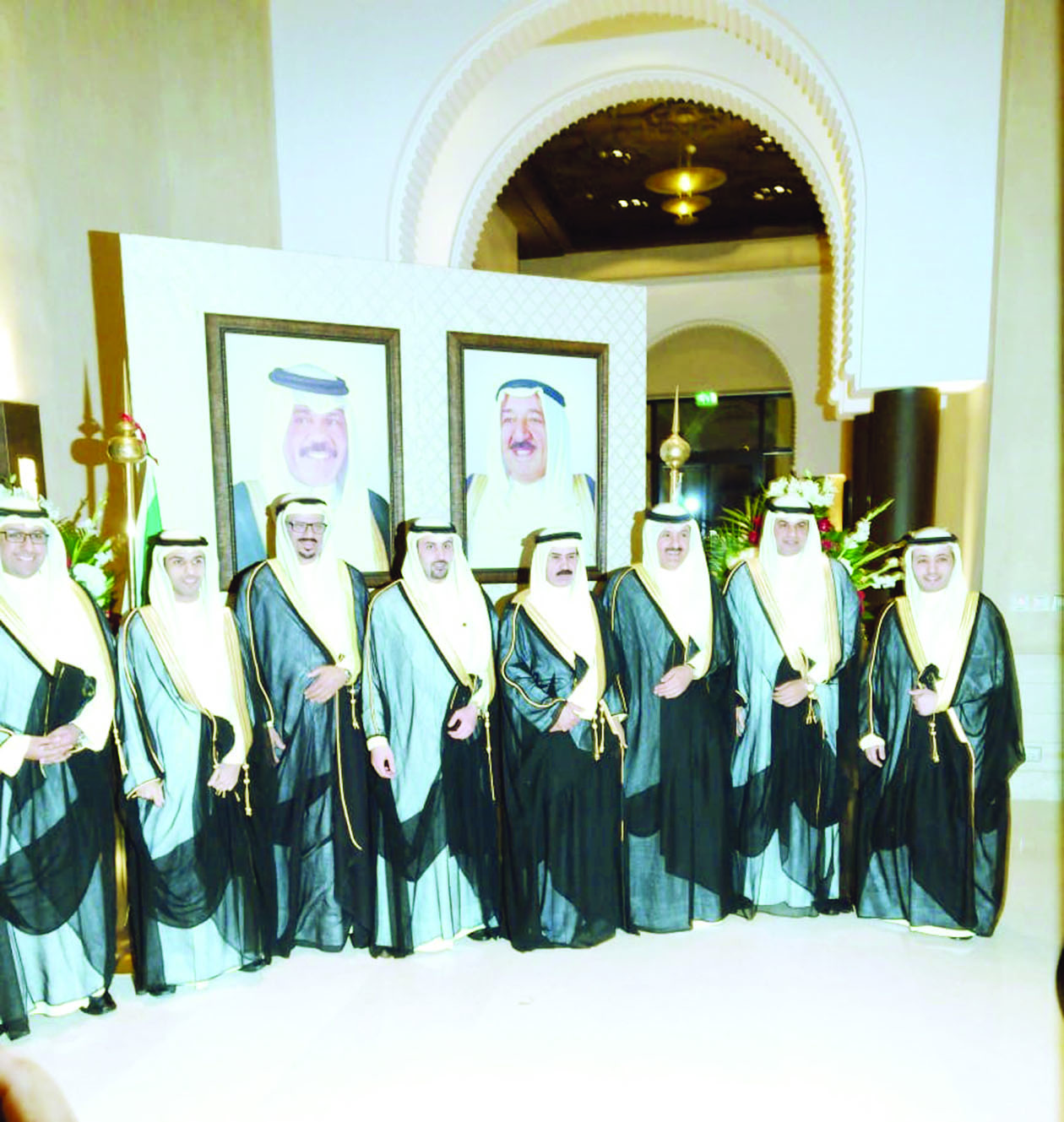 أعضاء القنصلية الكويتية بجدة في استقبال الضيوف