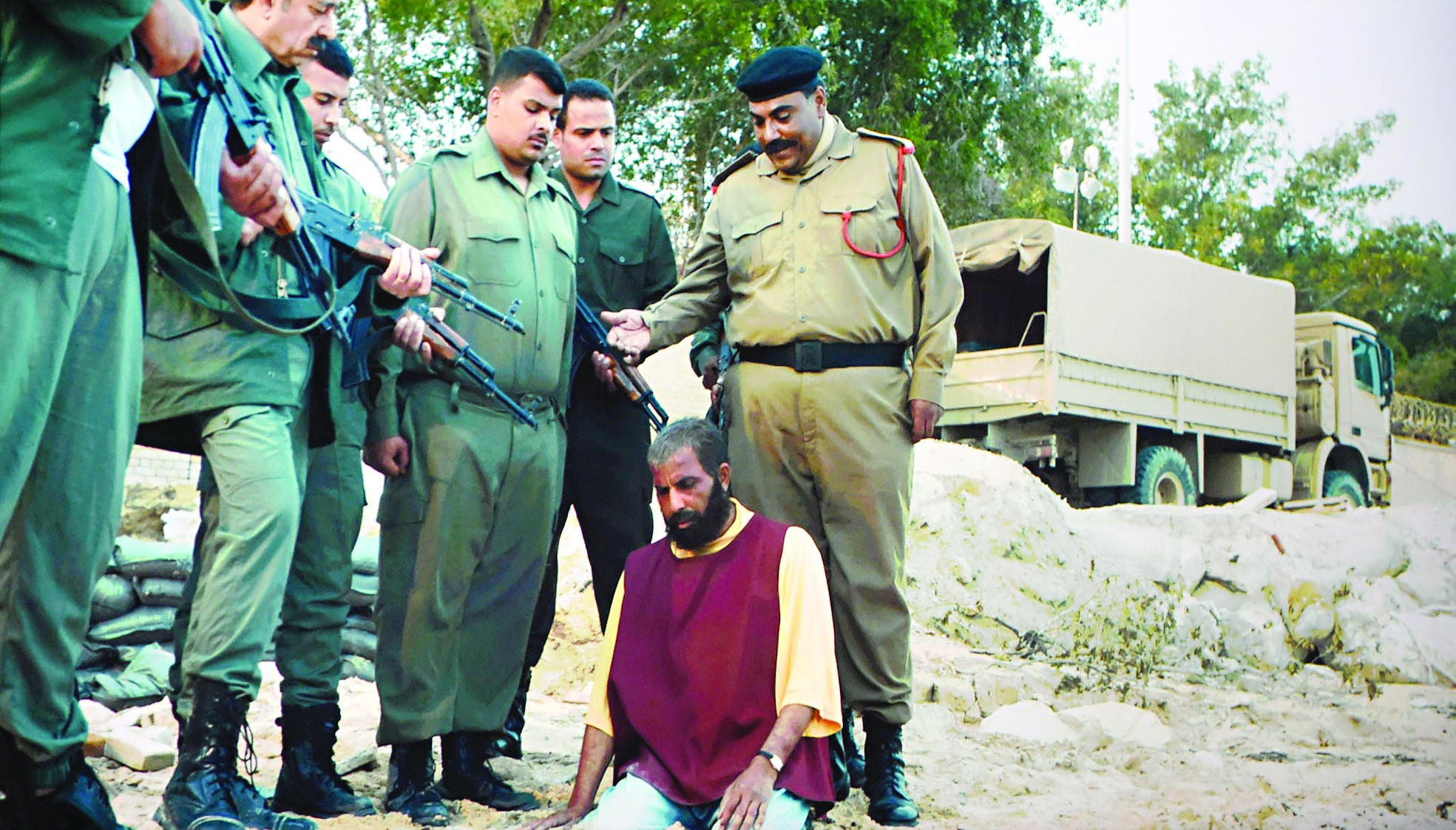 ... ومشهد الأسر 