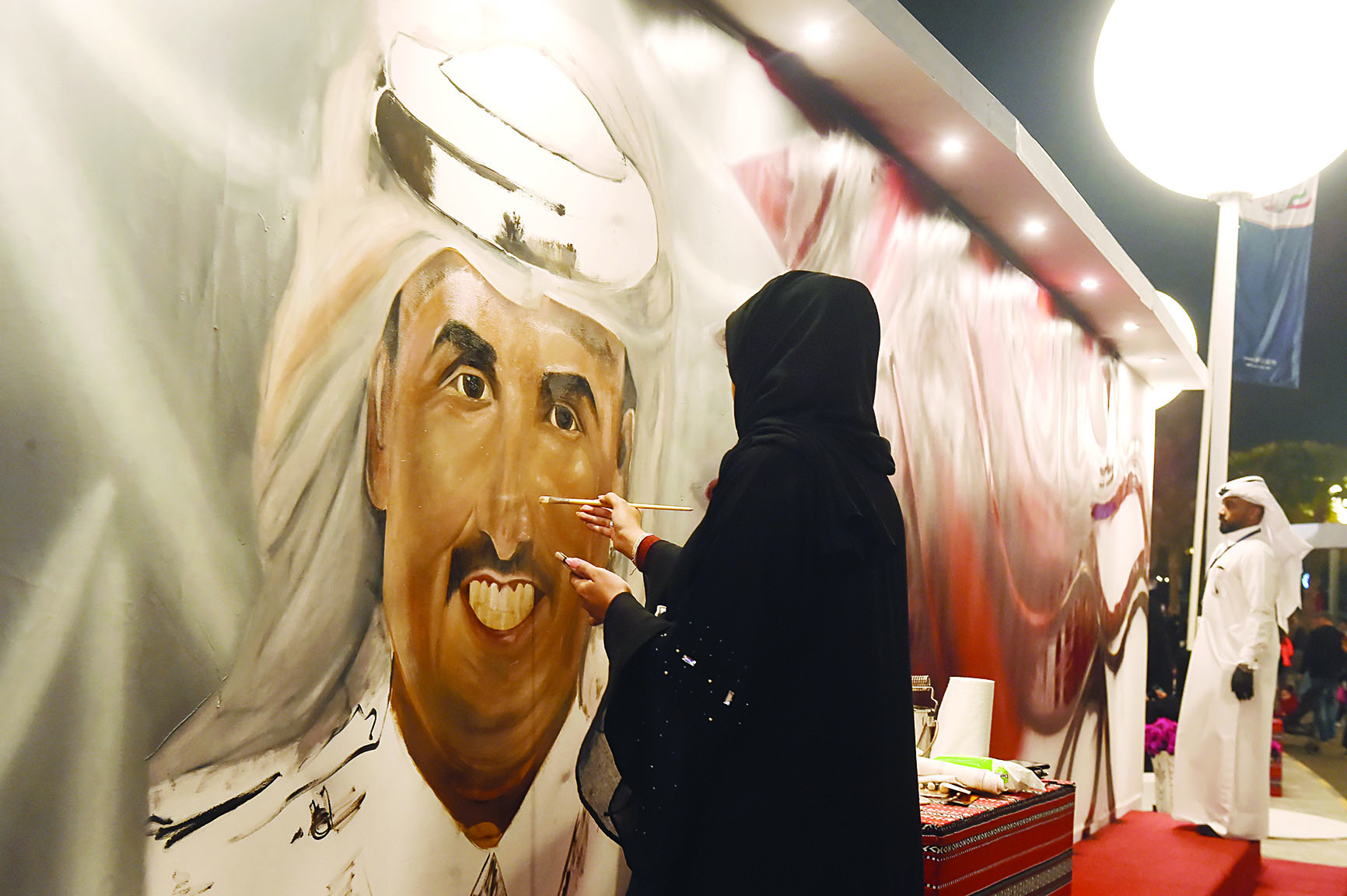 ... وآخر لأمير قطر