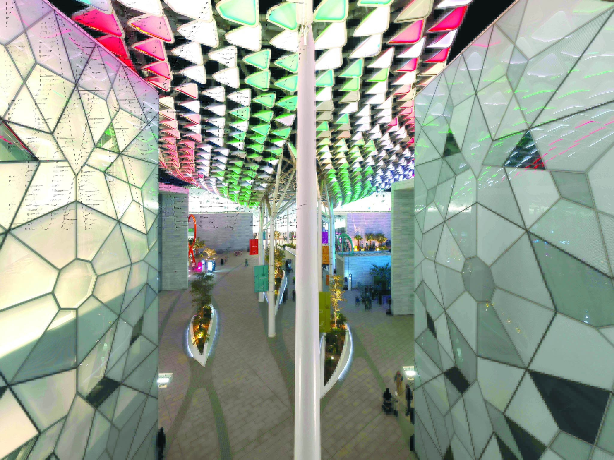 إضاءة أخذت شكل علم الكويت