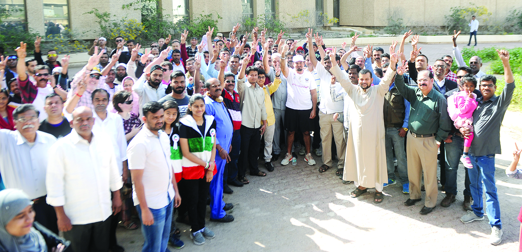 u062au0634u062cu064au0639 u062cu0645u0627u0647u064au0631u064a u0644u0644u0639u064au062fu0627u0646 u0642u0628u0644 u0635u0639u0648u062f u0627u0644u0628u0631u062c     t    (u062au0635u0648u064au0631 u0628u0633u0627u0645 u0632u064au062fu0627u0646)