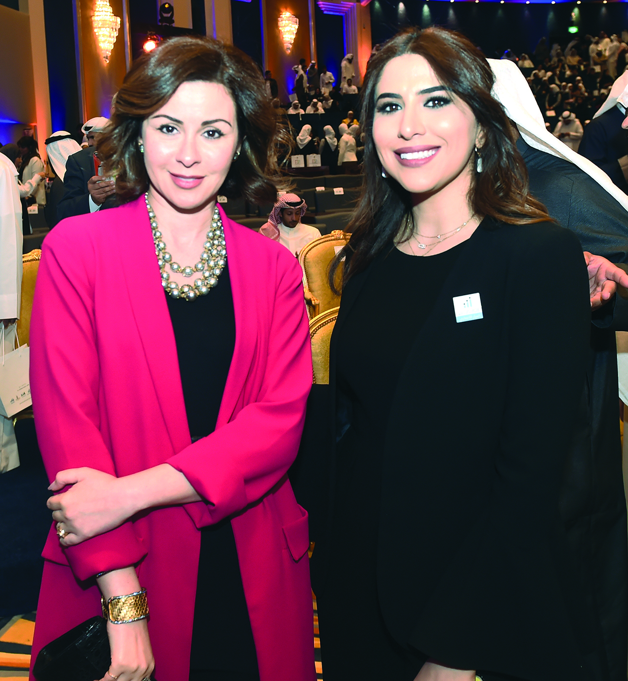 الزميلة أسرار الأنصاري مع الزين الصباح