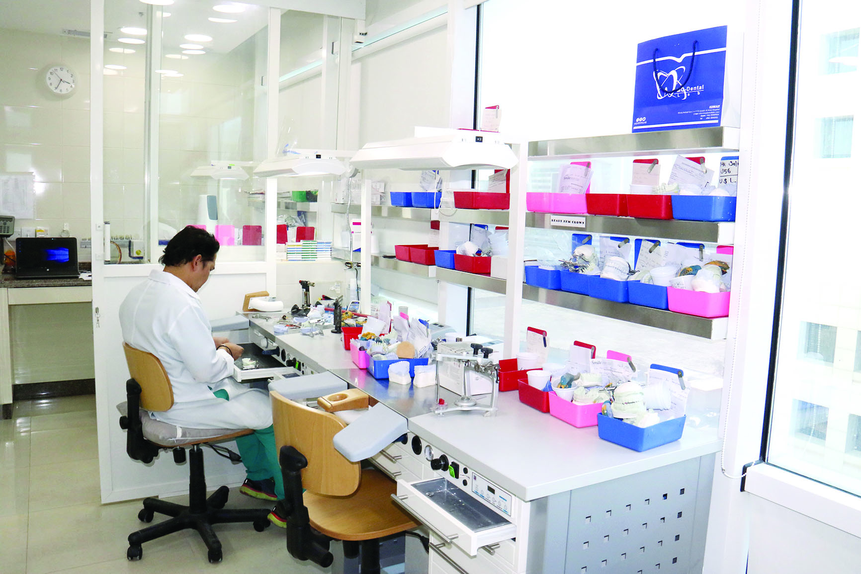 أحدث التجهيزات في مركز «سمايل إن»