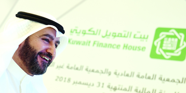 حمد المرزوق 	(تصوير أسعد عبدالله)