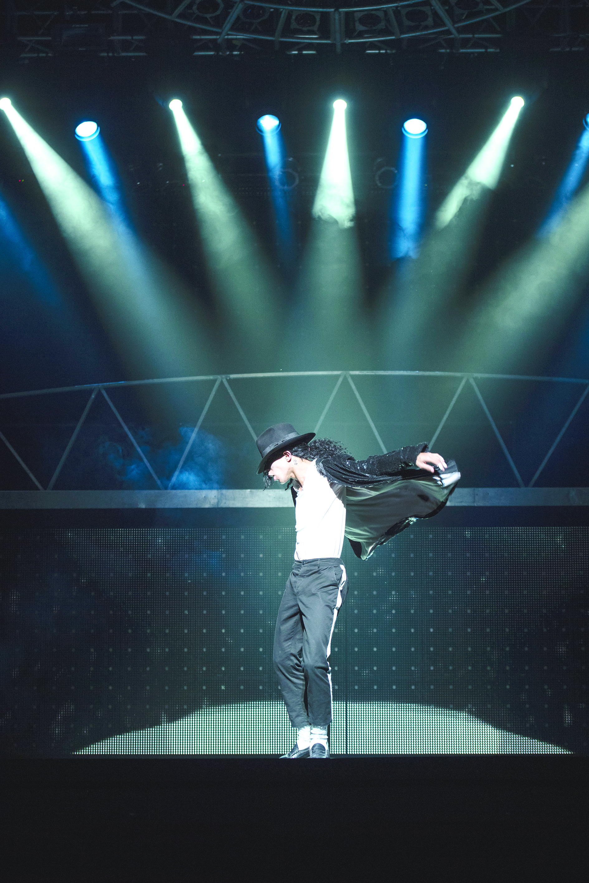 استعراض راقص