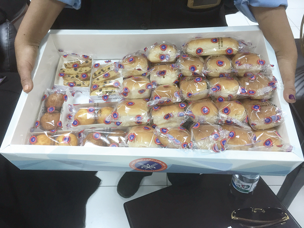 سندويتشات بـ100 فلس 