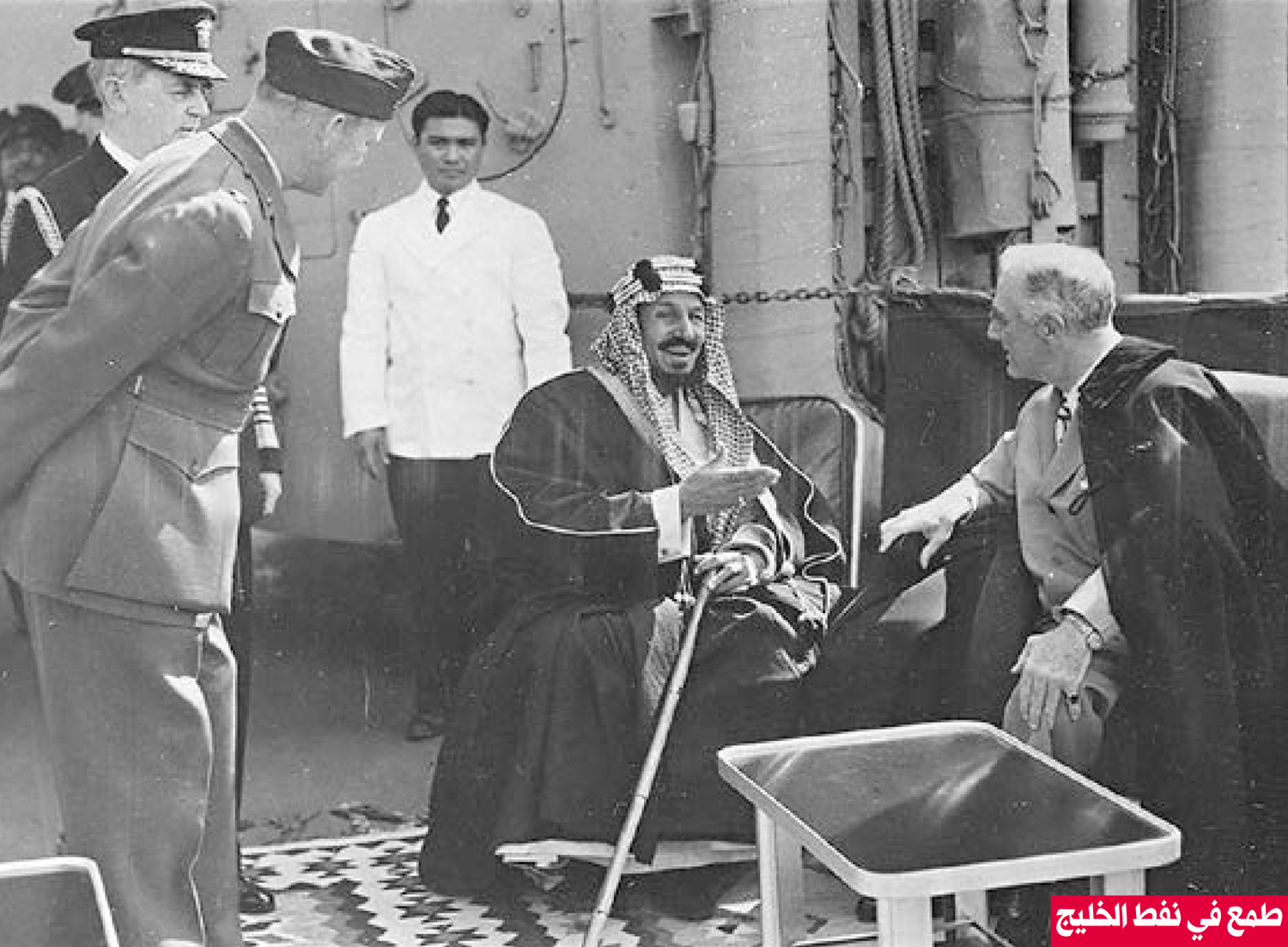 u0627u0644u0639u0627u0647u0644 u0627u0644u0633u0639u0648u062fu064a u0627u0644u0645u0644u0643 u0639u0628u062fu0627u0644u0639u0632u064au0632 u0628u0646 u0633u0639u0648u062f u0648u0627u0644u0631u0626u064au0633 u0627u0644u0623u0645u064au0631u0643u064a u0641u0631u0627u0646u0643u0644u064au0646 u0631u0648u0632u0641u0644u062a u062eu0644u0627u0644 u0644u0642u0627u0626u0647u0645u0627 u0627u0644u0634u0647u064au0631 u0639u0644u0649 u0645u062au0646 u0627u0644u0645u062fu0645u0631u0629 u0627u0644u0623u0645u064au0631u0643u064au0629 u00abu064au0648 u0625u0633 u0625u0633 u0643u0648u064au0646u0633u064au00bb u0641u064a u0641u0628u0631u0627u064au0631 1945