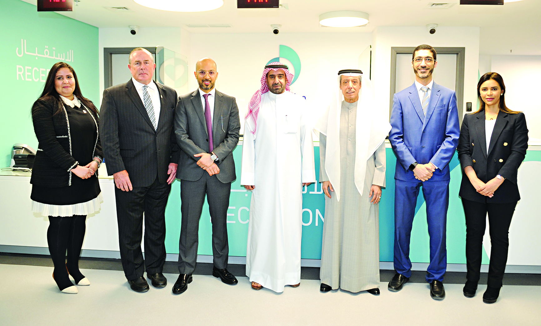 u0627u0644u062eu0636u064au0631 u064au062au0648u0633u0637 u0627u0644u0635u0627u0644u062d u0648u0627u0644u0642u0627u0626u0645u064au0646 u0639u0644u0649 u0645u0631u0643u0632 u0636u0645u0627u0646 u0641u064a u062du0648u0644u064at (u062au0635u0648u064au0631 u0633u0639u062f u0647u0646u062fu0627u0648u064a)