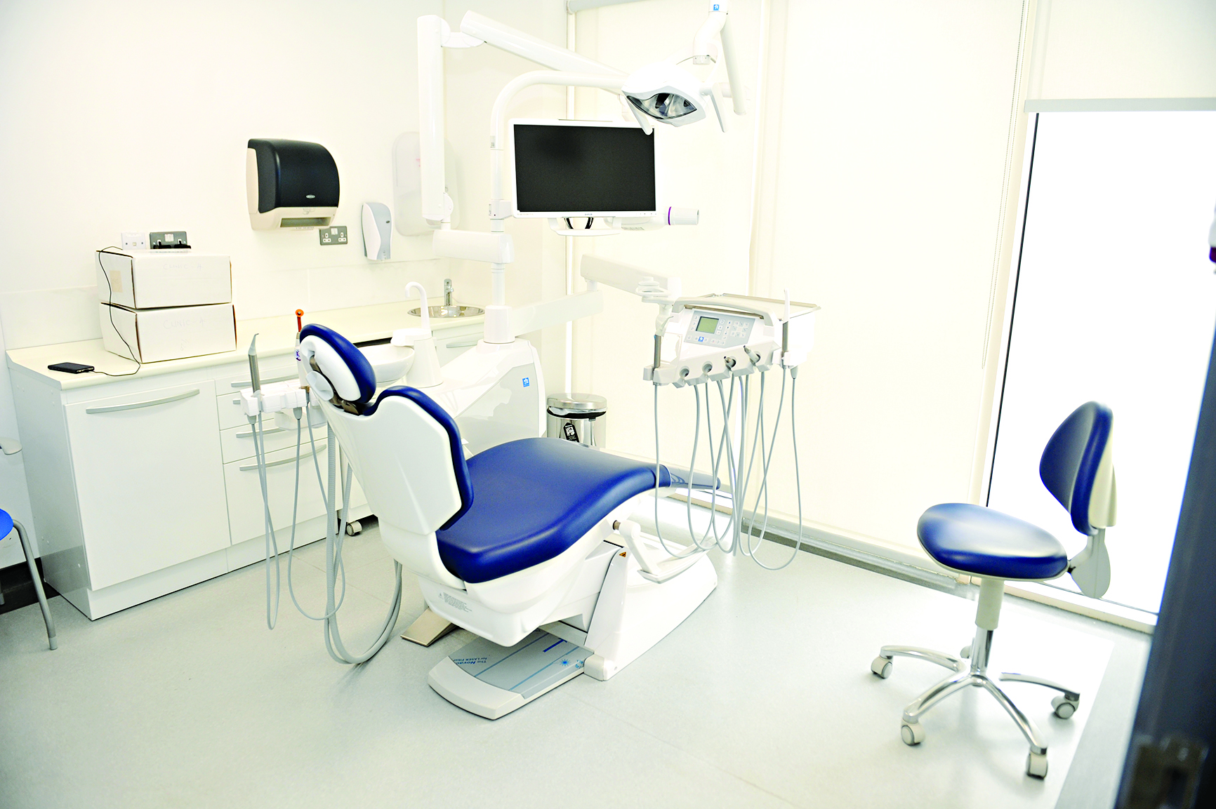 عيادة الأسنان