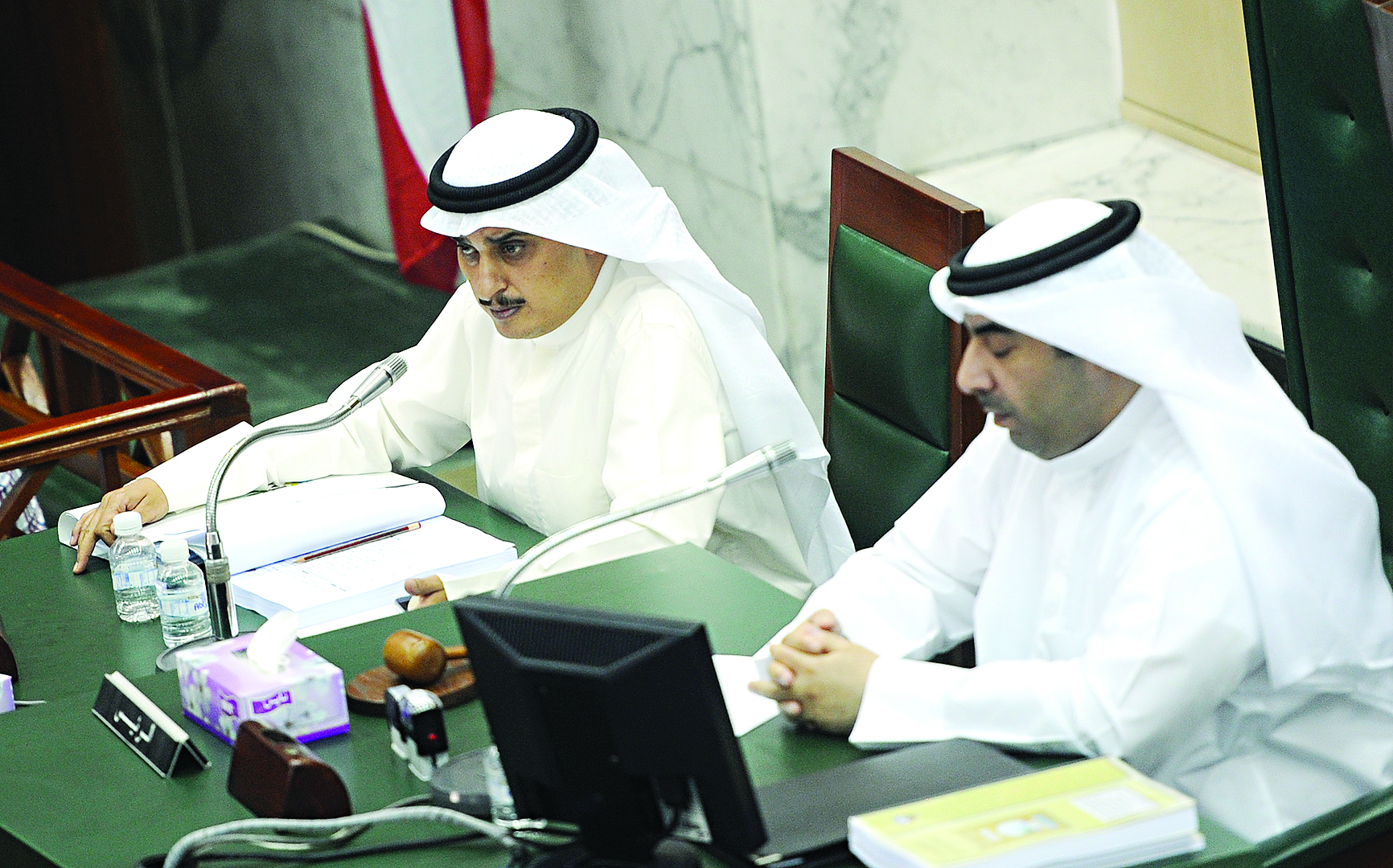 العتيبي والمنفوحي خلال الجلسة الرئيسية	 