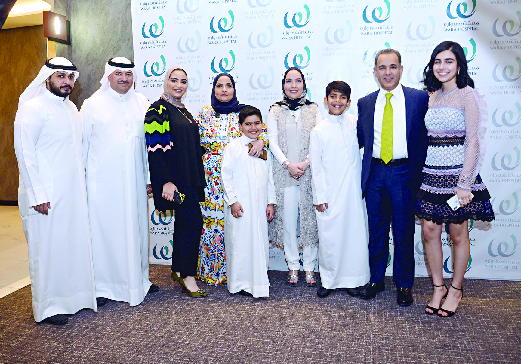 العمر والعبيد مع عدد من الحضور