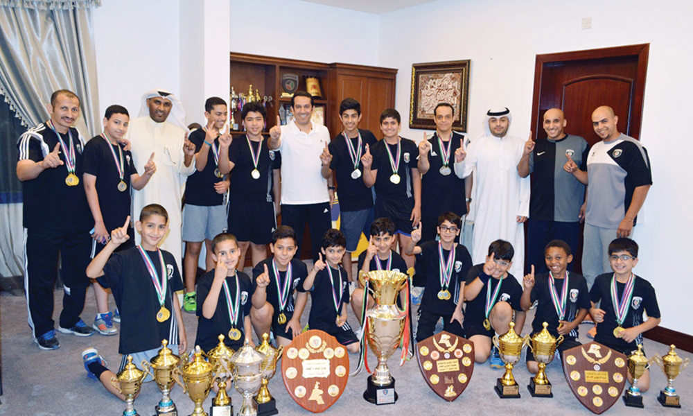 u0623u062du0645u062f u0627u0644u0634u062du0648u0645u064a u064au062au0648u0633u0637 u0644u0627u0639u0628u064a u0627u0644u0625u0633u0643u0648u0627u0634 u0623u0628u0637u0627u0644 u0643u0623u0633 u0627u0644u062au0641u0648u0642