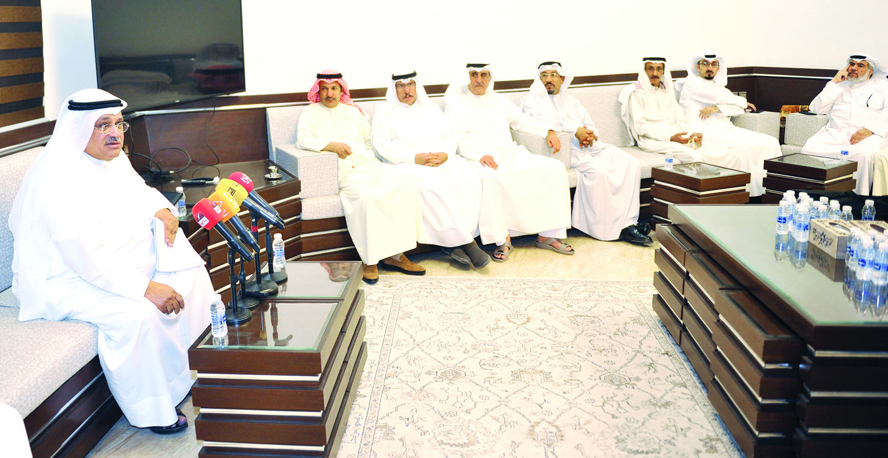 u0627u0644u062fu064au064au0646 u064au062au062du062fu062b u0641u064a u0627u0644u0646u062fu0648u0629 t(u062au0635u0648u064au0631 u0646u0627u064au0641 u0627u0644u0639u0642u0644u0629)