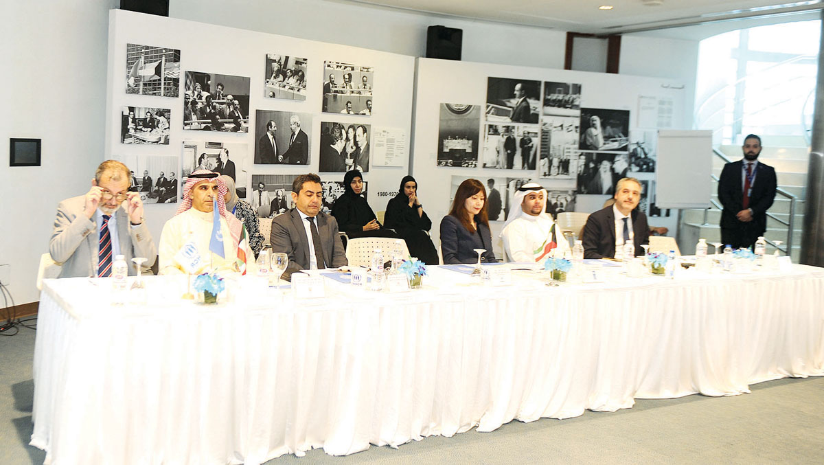 u062cu0627u0646u0628 u0645u0646 u0648u0631u0634u0629 u0627u0644u0639u0645u0644 u0641u064a u0628u064au062a u0627u0644u0623u0645u0645 u0627u0644u0645u062au062du062fu0629 t(u062au0635u0648u064au0631 u0628u0633u0627u0645 u0632u064au062fu0627u0646)