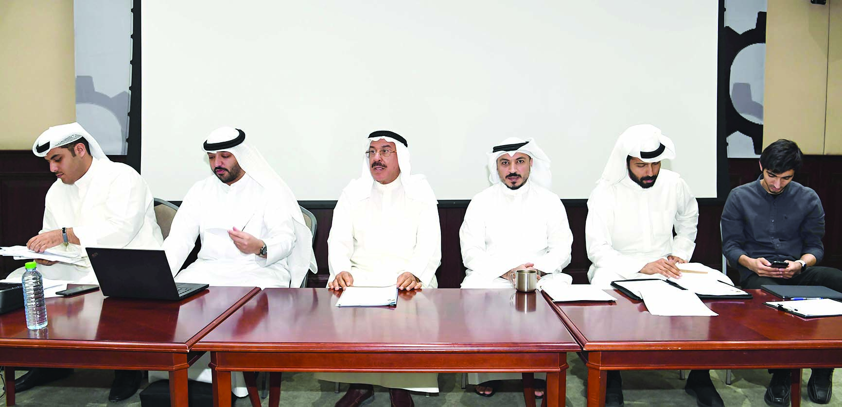 u0627u0644u0646u0648u0631u064a u0645u062au0631u0626u0633u0627u064b u0627u0644u0639u0645u0648u0645u064au0629