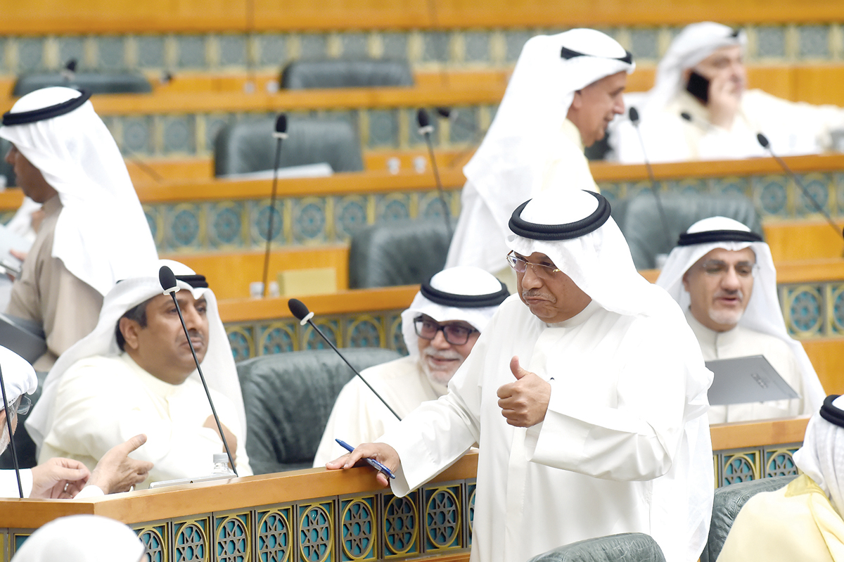 u0648u0632u064au0631 u0627u0644u062fu0627u062eu0644u064au0629 u0627u0644u0634u064au062e u062eu0627u0644u062f u0627u0644u062cu0631u0627u062d u0641u064a u062cu0644u0633u0629 u0623u0645u0633t(u062au0635u0648u064au0631 u0627u0633u0639u062f u0639u0628u062fu0627u0644u0644u0647)