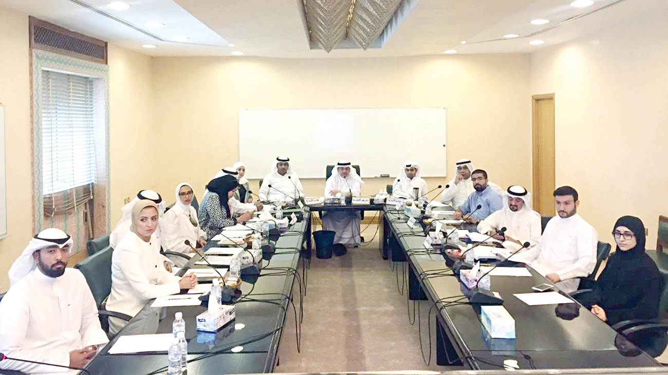 u062cu0627u0646u0628 u0645u0646 u0627u062cu062au0645u0627u0639 u0644u062cu0646u0629 u0627u0644u0639u0627u0635u0645u0629 u0641u064a u0627u0644u0645u062cu0644u0633 u0627u0644u0628u0644u062fu064a 