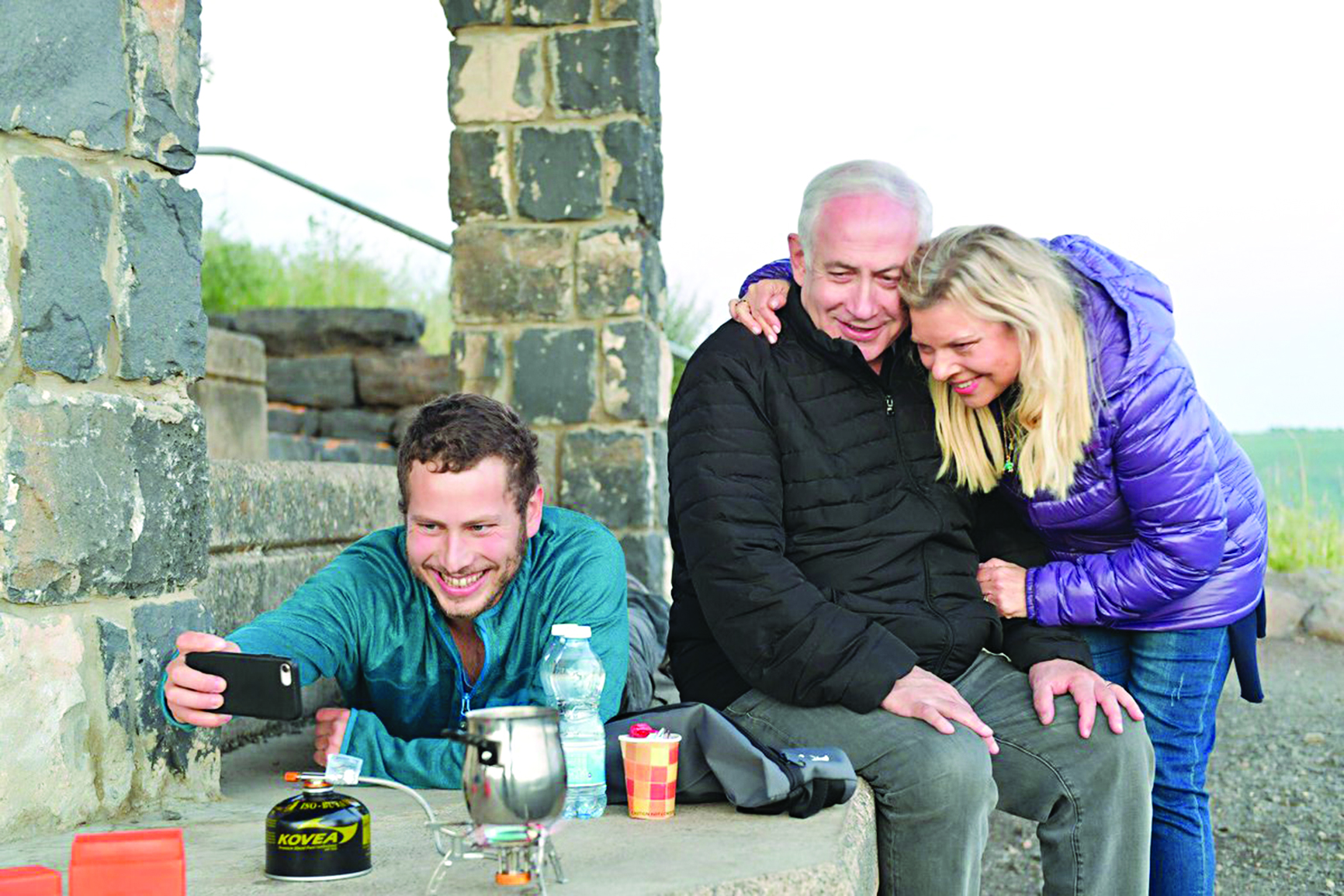 u0623u0641u0646u064au0631 u0646u062au0646u064au0627u0647u0648 u064au0644u062au0642u0637 u0635u0648u0631u0629 u0633u064au0644u0641u064a u0645u0639 u0648u0627u0644u062fu064au0647 u0641u064a u0627u0644u062cu0648u0644u0627u0646