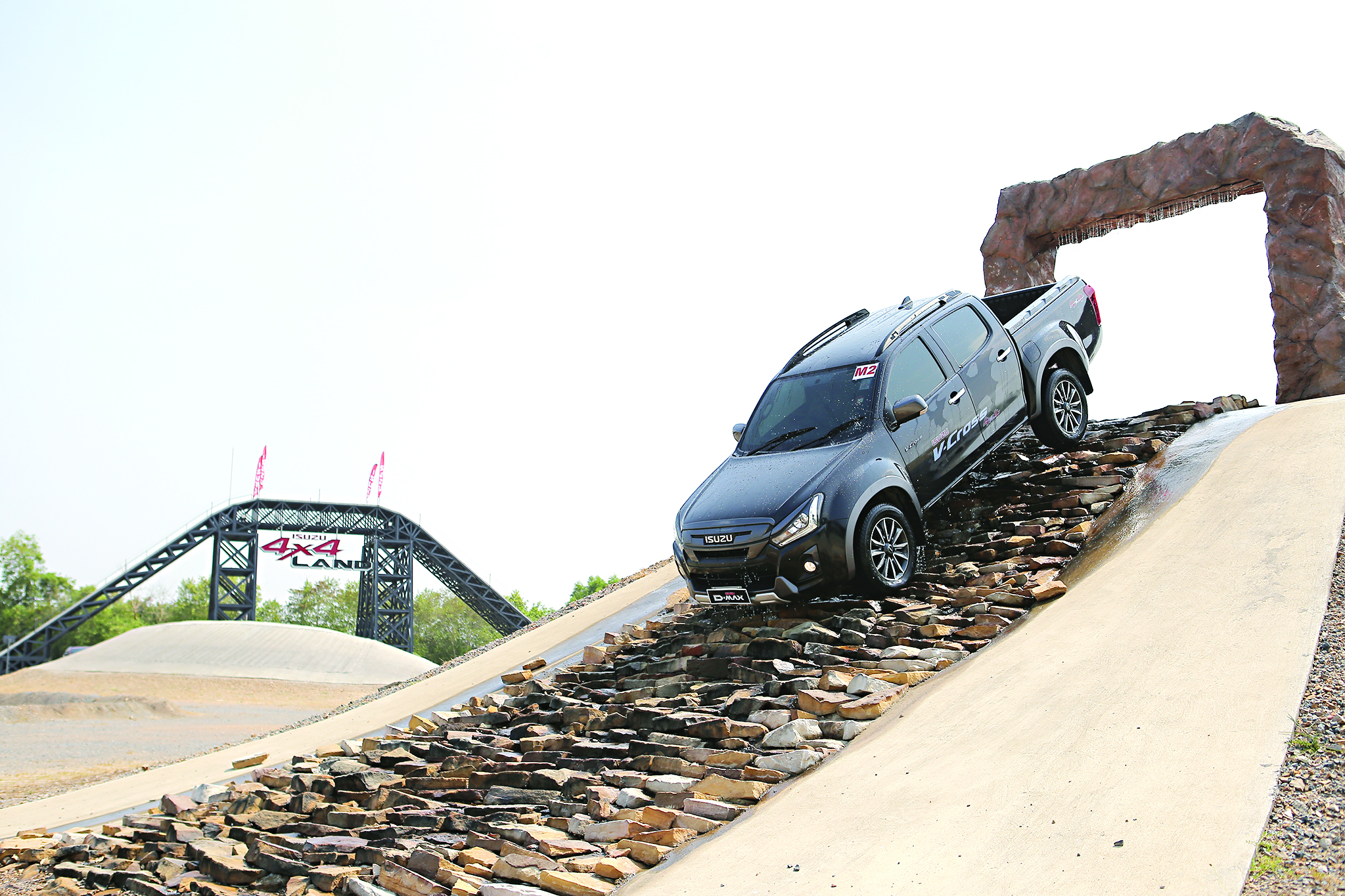 u0642u062fu0631u0629 u0641u0627u0626u0642u0629 u0641u064a u0627u0644u062au0639u0627u0645u0644 u0645u0639 u0627u0644u0645u0646u0632u0644u0642u0627u062a 