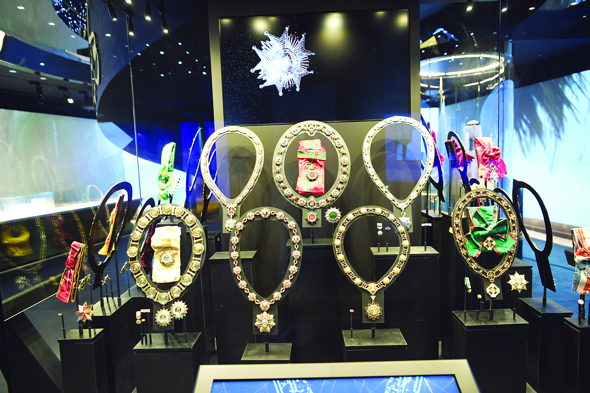 قلائد وأوسمة لحكام الكويت