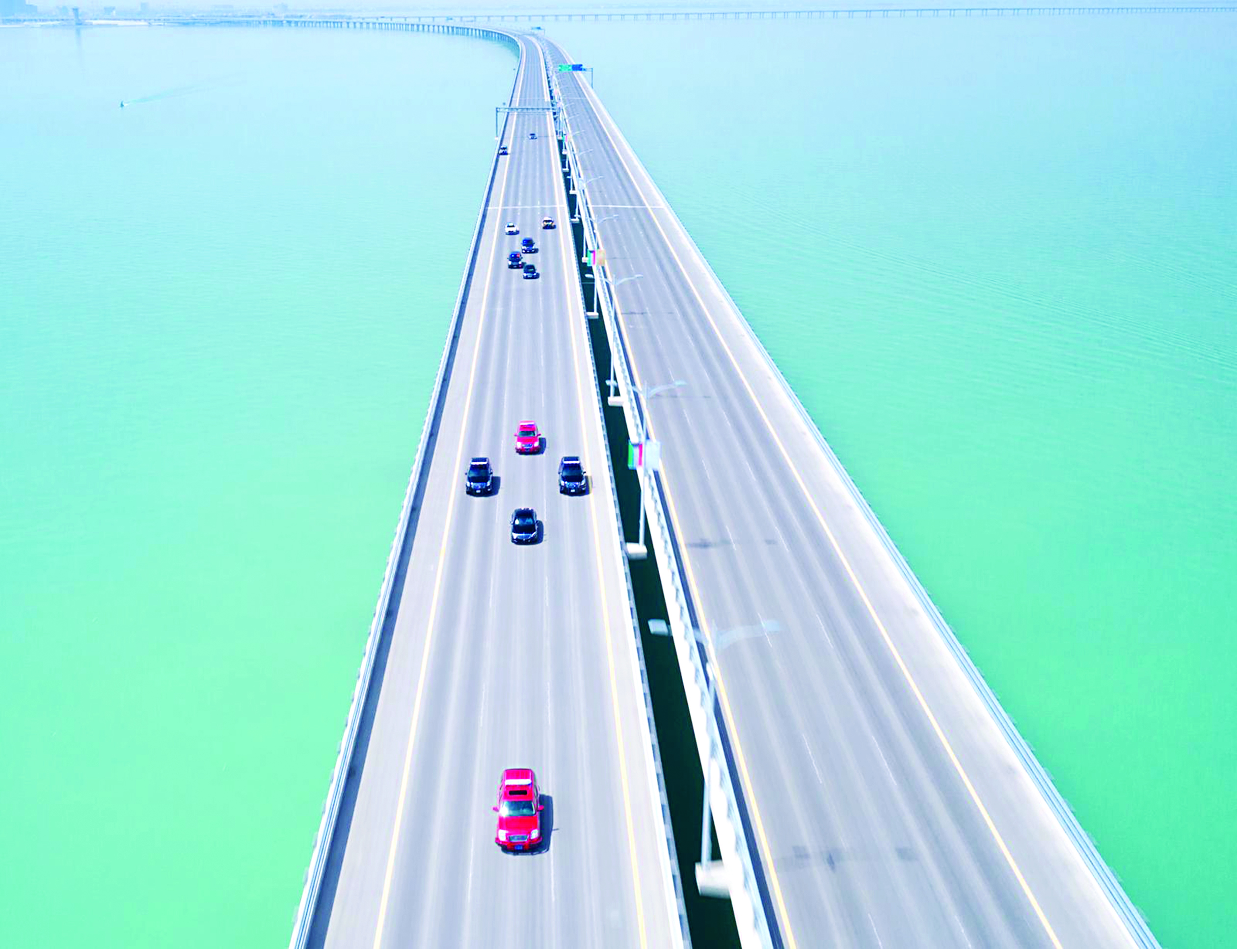 الجسر عقب افتتاحه 