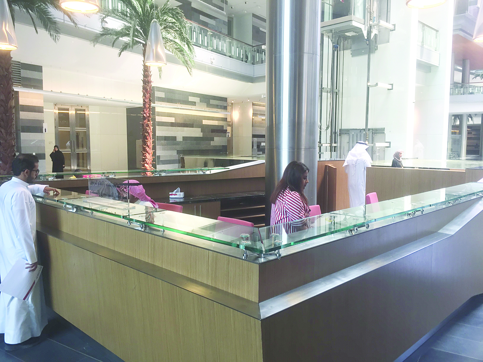 u0627u0644u062au0632u0627u0645 u0645u0648u0638u0641u064a u0627u0644u0627u0633u062au0639u0644u0627u0645u0627u062a u0628u0623u0639u0645u0627u0644u0647u0645 