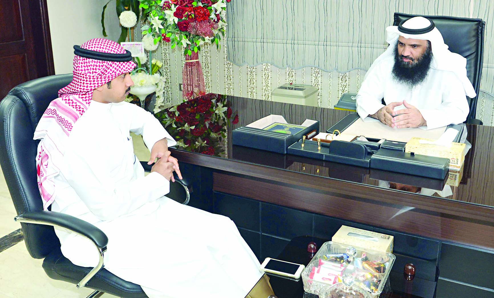 العنزي متحدثاً للزميل ناصر المحيسن