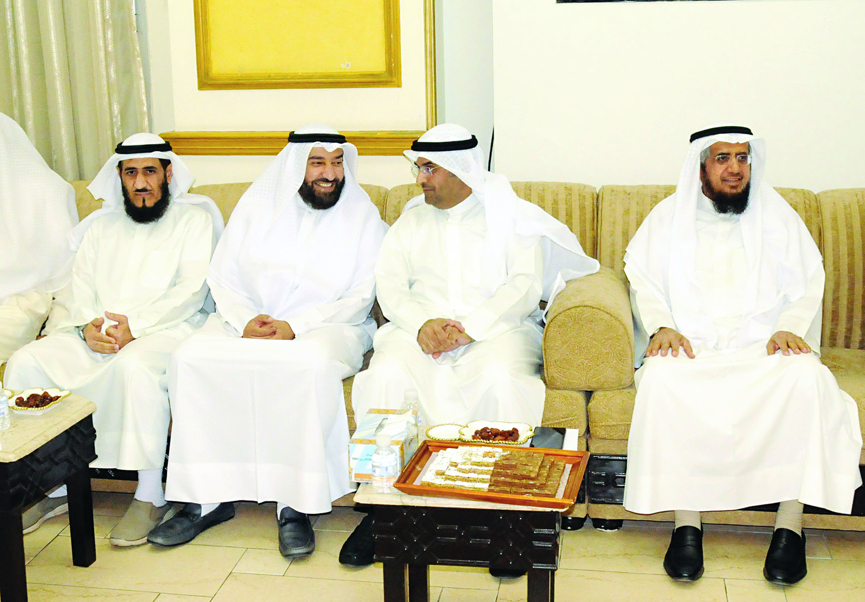 u0627u0644u062du062cu0631u0641 u0648u0627u0644u0639u0645u064au0631 u0648u0639u0645u0627u062fu064a u0642u062fu0645u0648u0627 u0627u0644u062au0647u0627u0646u064a u0627u0644u0631u0645u0636u0627u0646u064au0629 u0644u0644u0639u064au0633u0649 