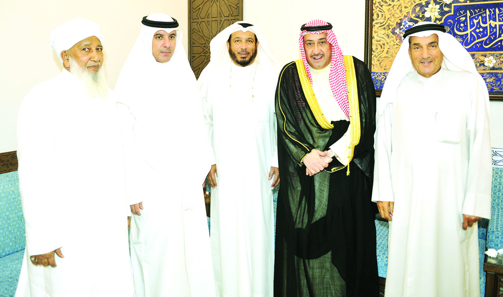 ... ومع فيصل الحمود وماضي الهاجري    (تصوير سعد هنداوي)