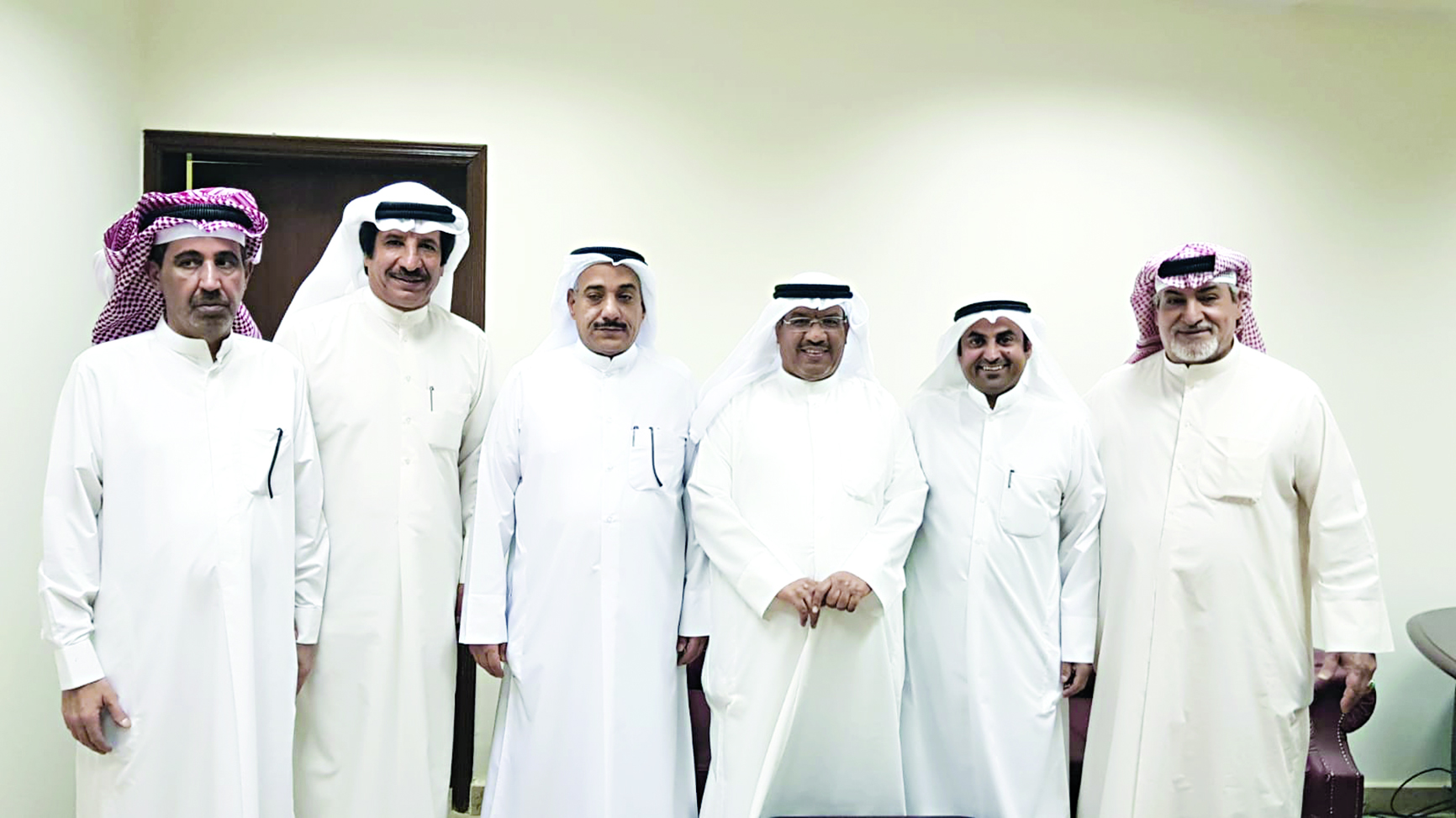 u0633u064au0651u0627u0631 u0627u0644u0639u0646u0632u064a u0645u0639 u0639u062fu062f u0645u0646 u0623u0639u0636u0627u0621 u0645u062cu0644u0633 u0627u0644u0625u062fu0627u0631u0629 u0627u0644u062cu062fu064au062f 