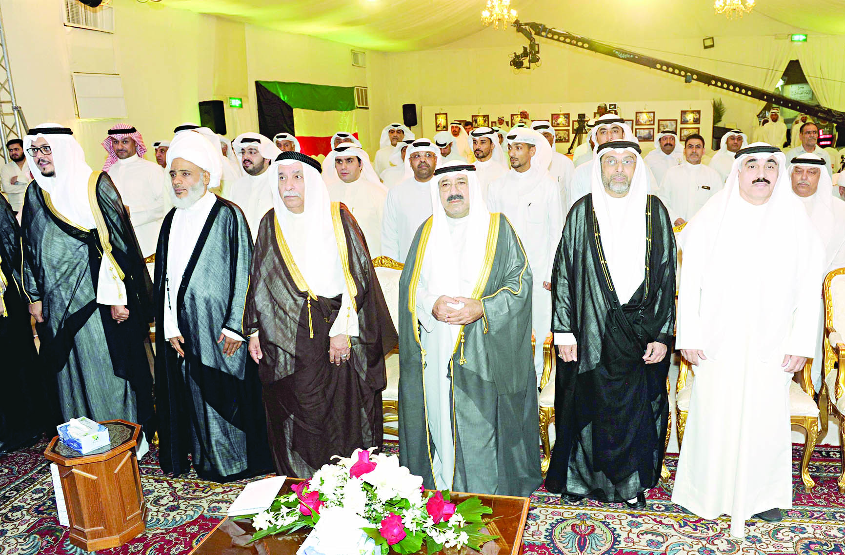 u0646u0627u0635u0631 u0627u0644u0635u0628u0627u062d u0645u062au0642u062fu0645u0627u064b u0627u0644u062du0636u0648u0631 u0641u064a u0627u0644u062du0641u0644 