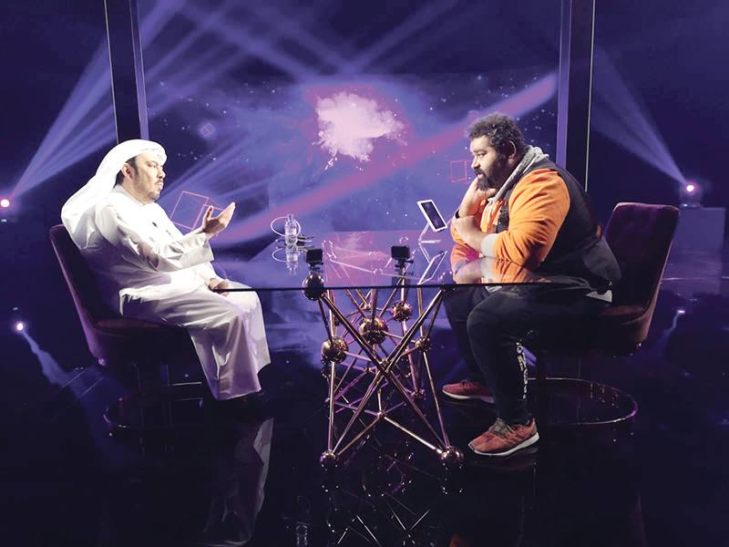 ...ومع عبدالعزيز المسلم قبل التصوير 