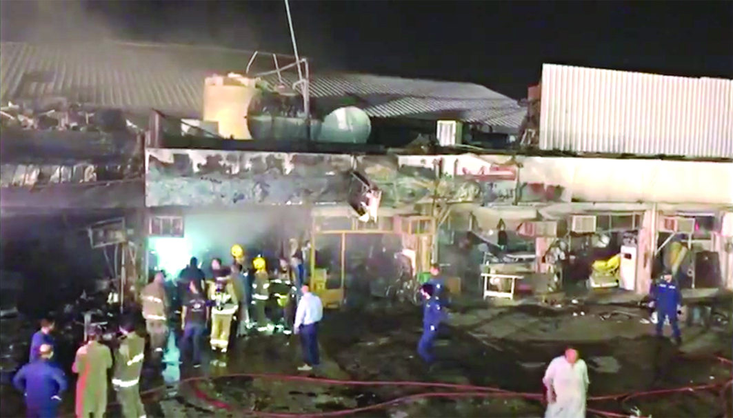 u0625u0637u0641u0627u0626u064au0648u0646 u064au0643u0627u0641u062du0648u0646 u0627u0644u062du0631u064au0642 