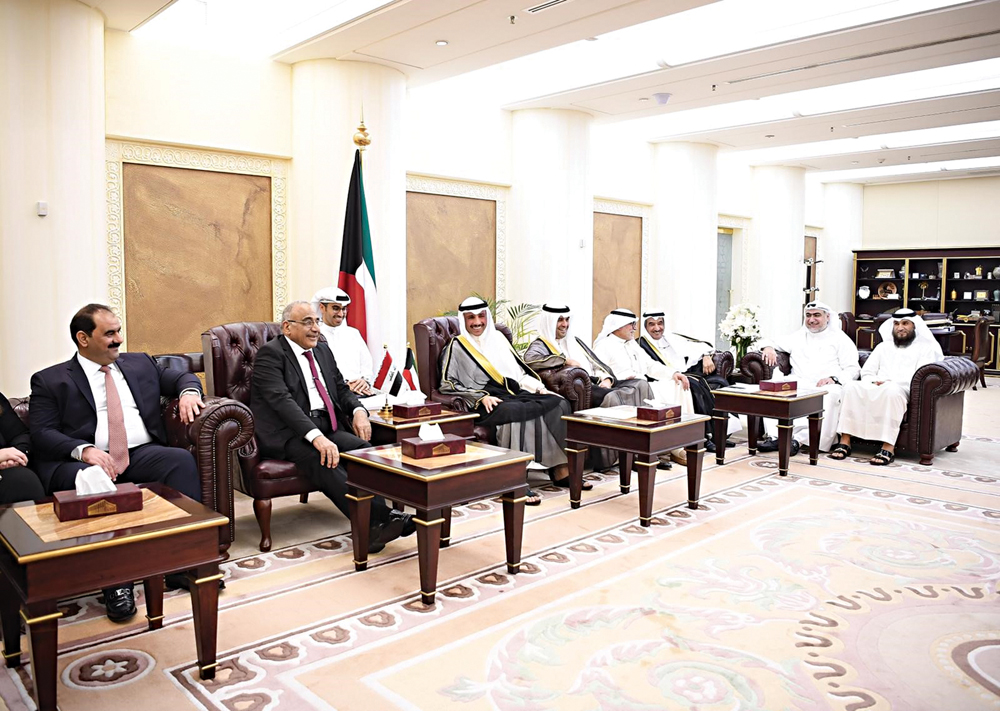 الغانم مستقبلاً عبدالمهدي بحضور الصالح وعدد من النواب