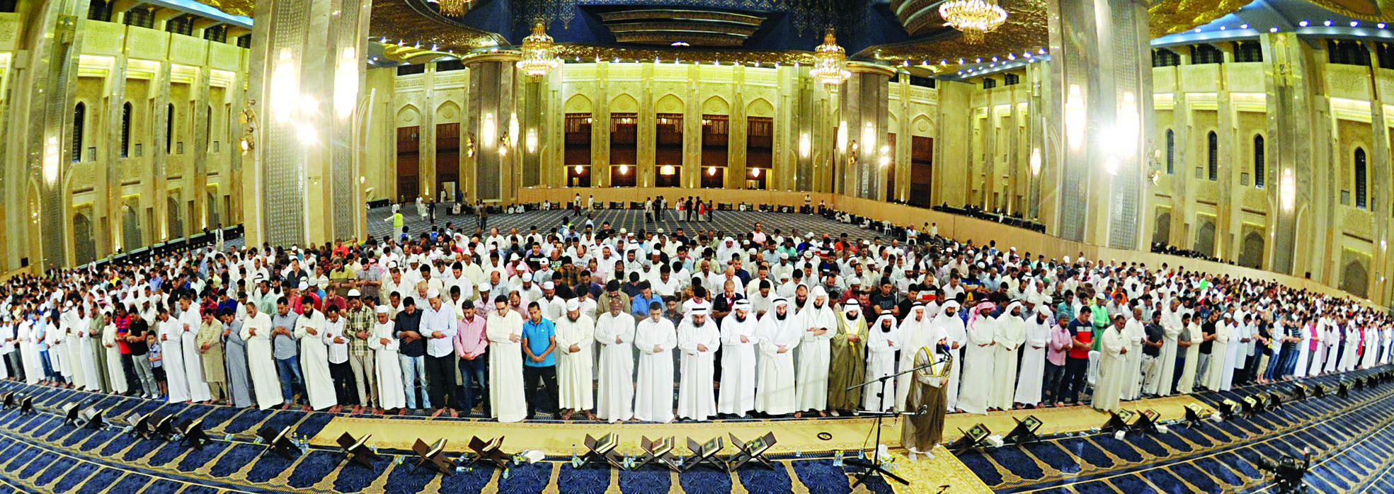 u0627u0644u0645u0635u0644u0648u0646 u0641u064a u0623u0648u0644u0649 u0627u0644u0644u064au0627u0644u064a u0627u0644u0639u0634u0631 u0628u0627u0644u0645u0633u062cu062f u0627u0644u0643u0628u064au0631 t(u062au0635u0648u064au0631 u0633u0639u062f u0647u0646u062fu0627u0648u064a)