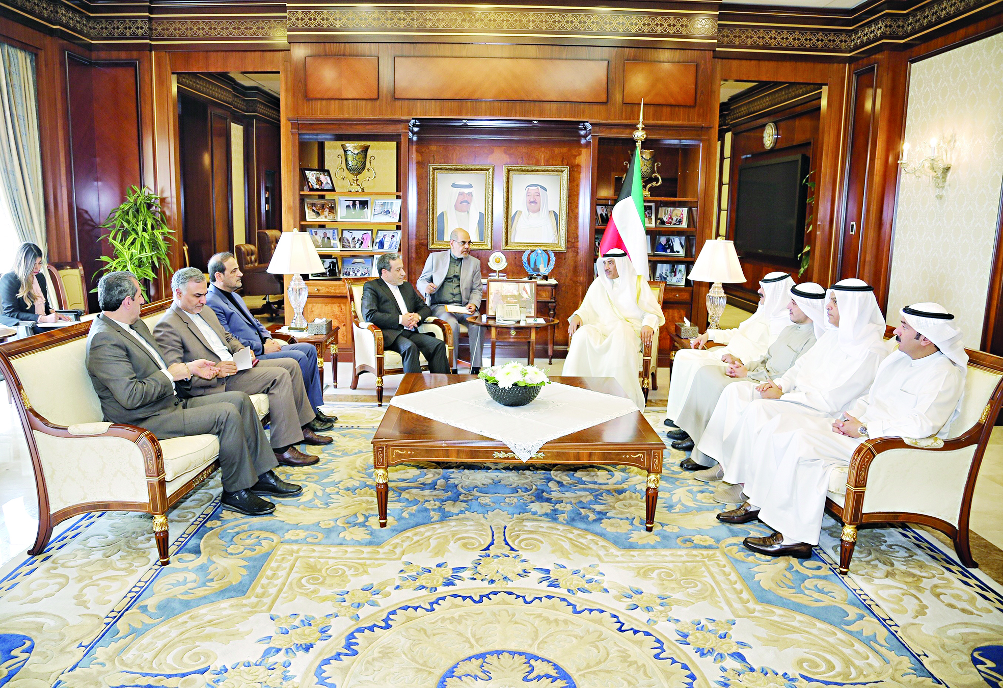 u0635u0628u0627u062d u0627u0644u062eu0627u0644u062f u0645u0633u062au0642u0628u0644u0627u064b u0646u0627u0626u0628 u0648u0632u064au0631 u0627u0644u062eu0627u0631u062cu064au0629 u0627u0644u0625u064au0631u0627u0646u064a u0628u062du0636u0648u0631 u0645u0633u0624u0648u0644u064au0646 u0645u0646 u0627u0644u0628u0644u062fu064au0646