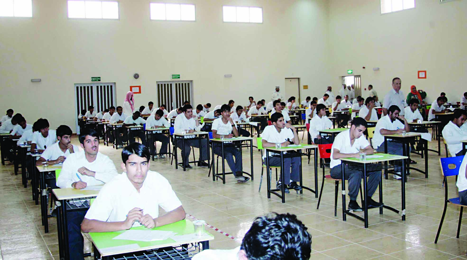 u0627u0644u064au0648u0645 u064au0648u062fu0639 u0637u0644u0628u0629 u0627u0644u062bu0627u0646u064a u0639u0634u0631 u0627u0644u0639u0644u0645u064a u0645u0642u0627u0639u062f u0627u0644u062fu0631u0627u0633u0629 u0648u064au0644u062du0642 u0628u0647u0645 u0637u0644u0628u0629 u0627u0644u0623u062fu0628u064a u063au062fu0627u064b