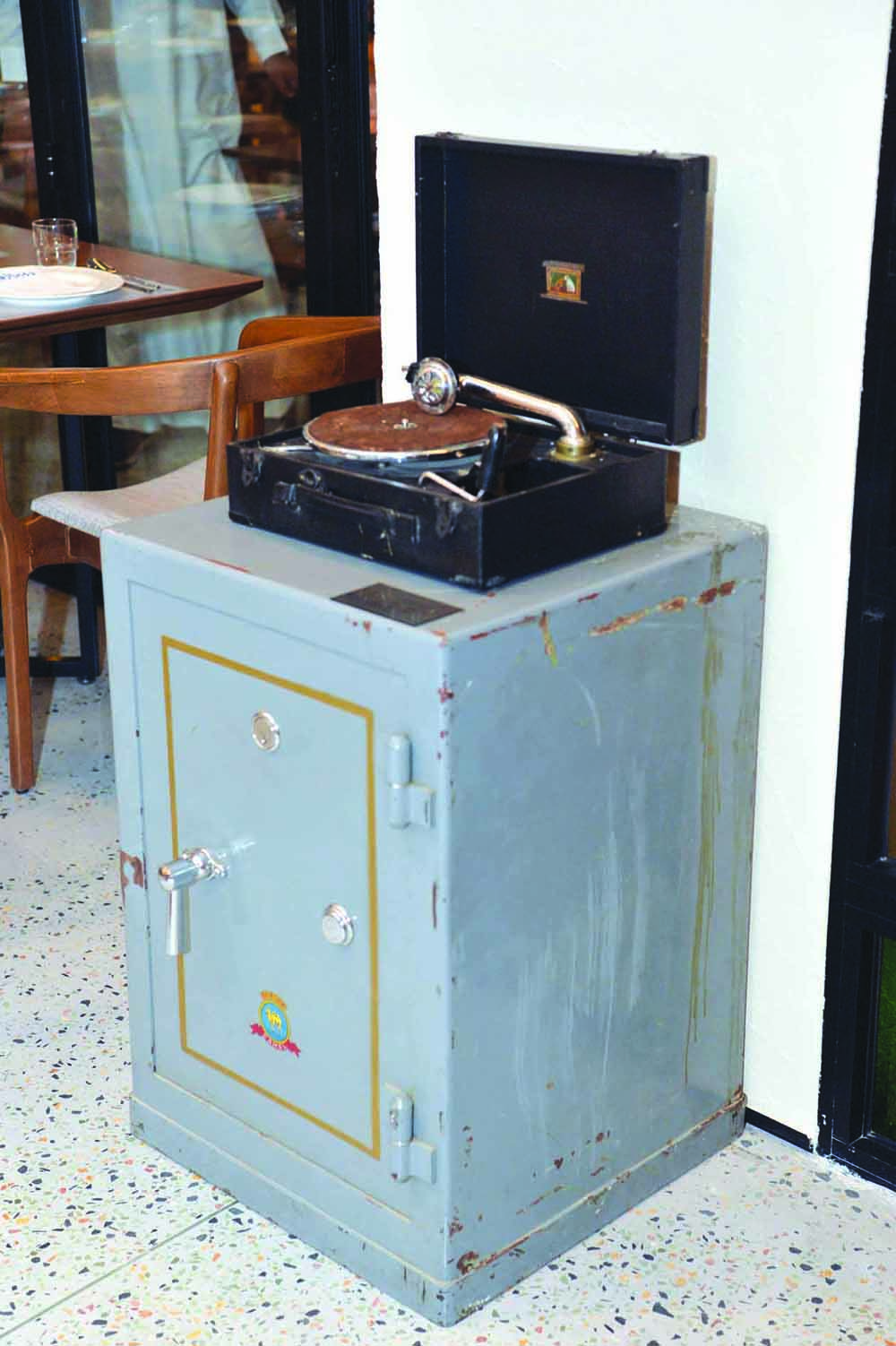 «التجوري» و«البشتختة» 