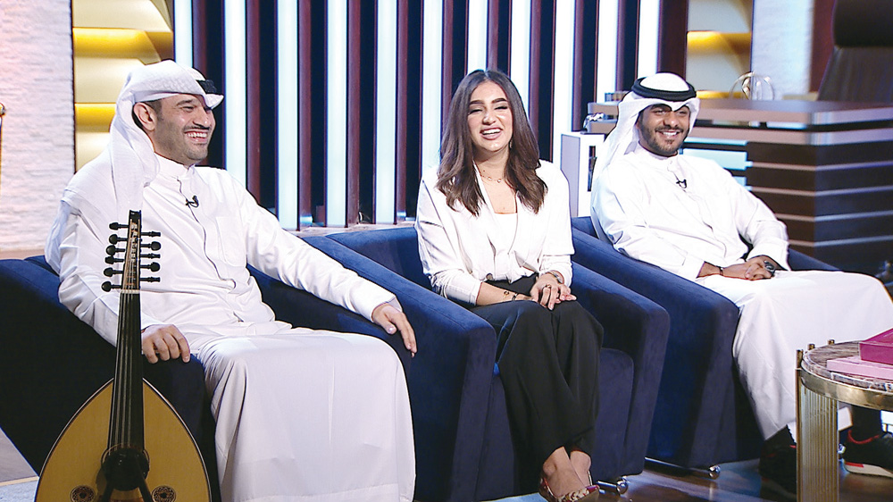 فاطمة بودستور بين خليفة العميري وبدر نوري