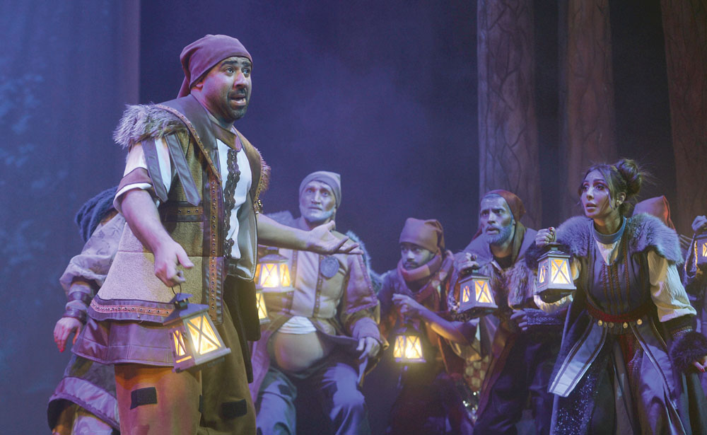 الأقزام الثمانية 