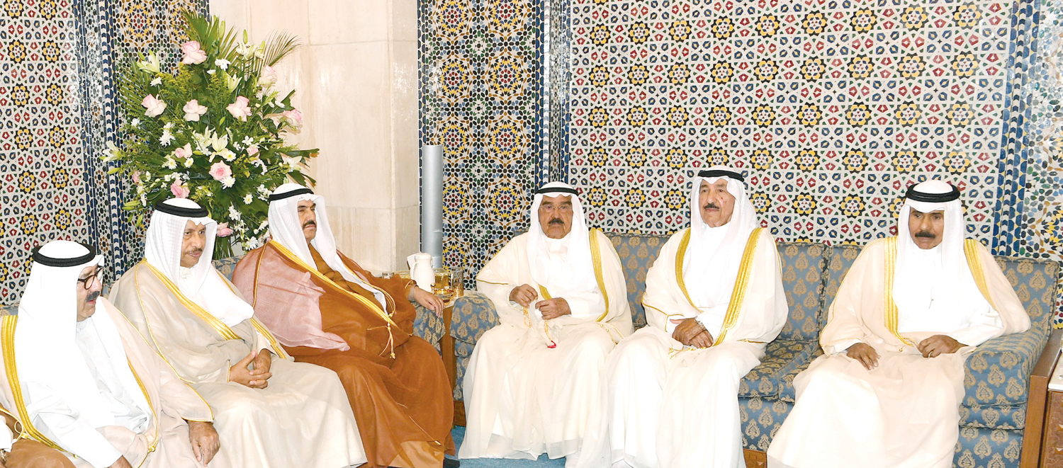 سمو ولي العهد وجابر العبدالله وفيصل السعود وناصر المحمد وجابر المبارك وناصر الصباح