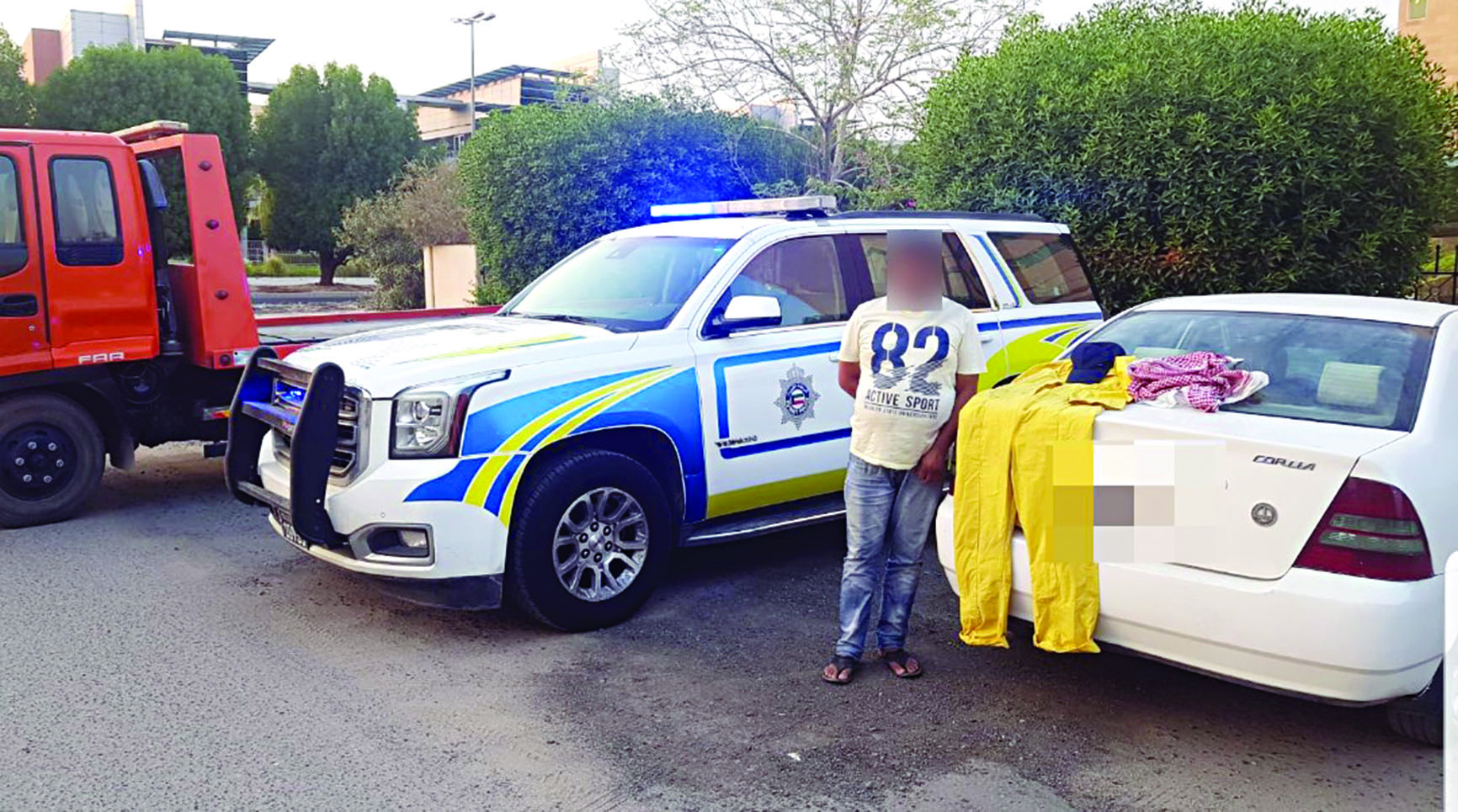 الوافد الآسيوي بعد ضبطه 