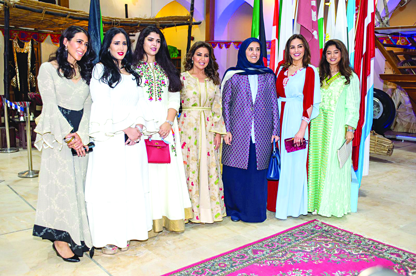 عايدة سالم العلي وهنوف البدر وعدد من المشاركات 