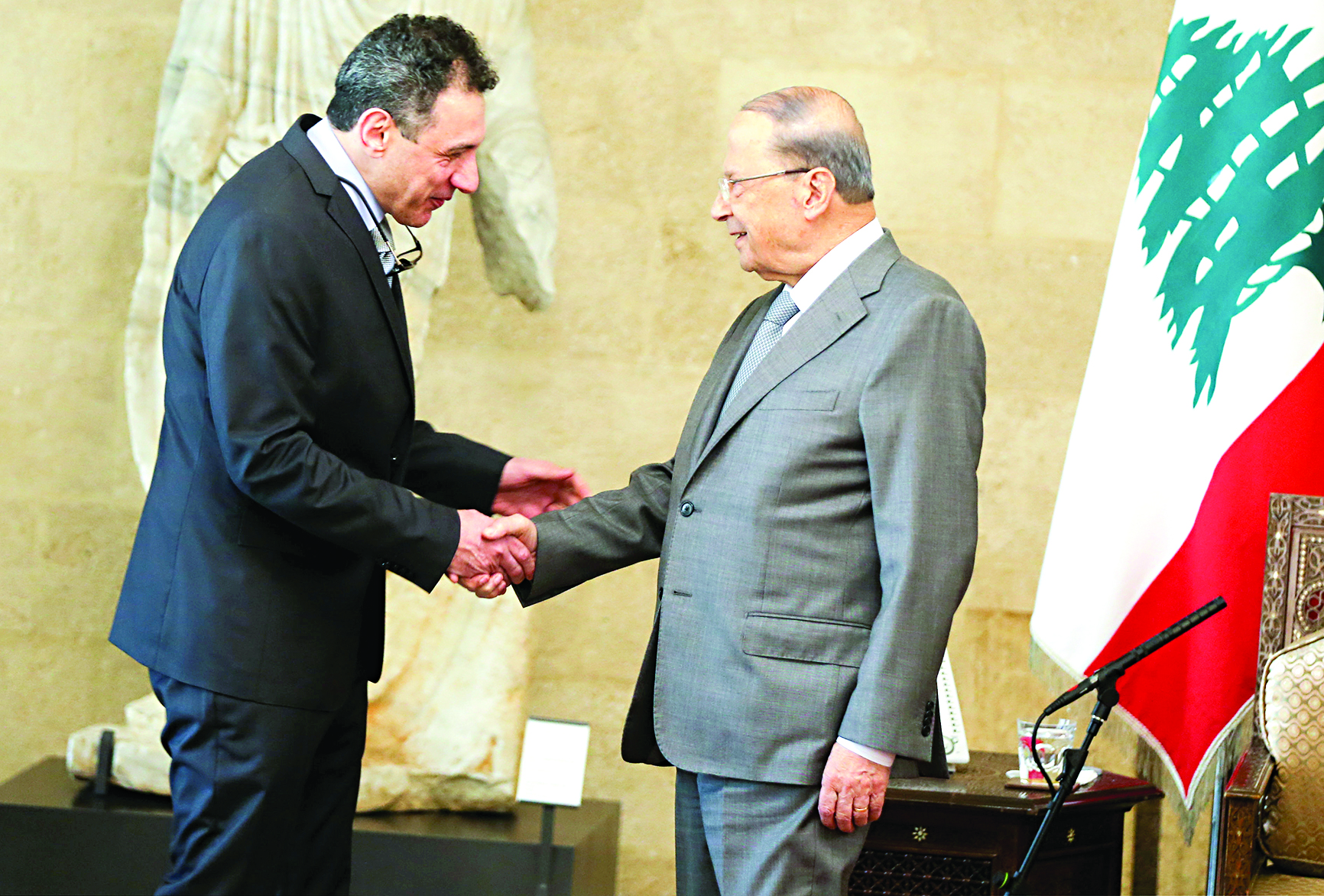 u0639u0648u0646 u062eu0644u0627u0644 u0627u0633u062au0642u0628u0627u0644 u0632u0643u0627 u0641u064a u0642u0635u0631 u0628u0639u0628u062fu0627 u0623u0645u0633 t(u0631u0648u064au062au0631u0632)