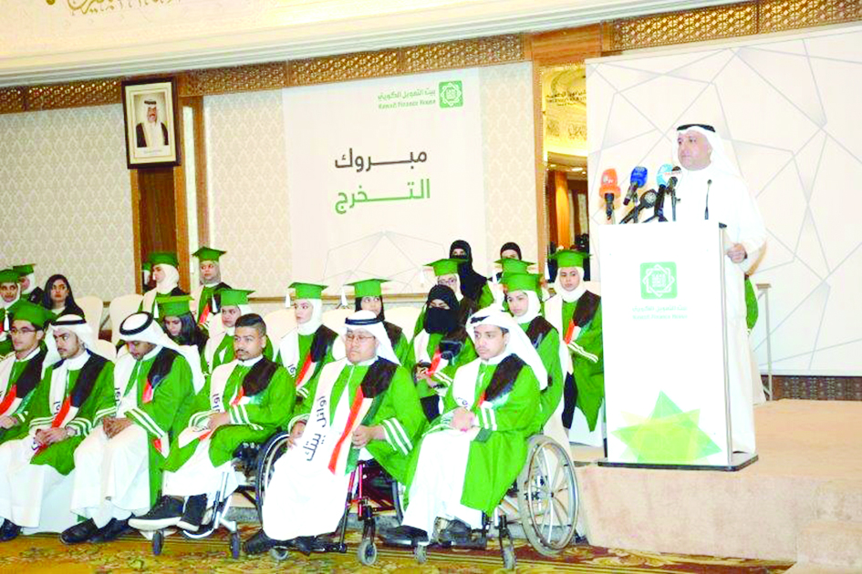 وليد مندني متحدثا في حفل التكريم